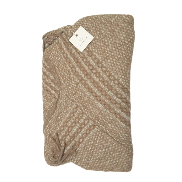 Poncho Sweater With Fringe - Picture 11 of 11